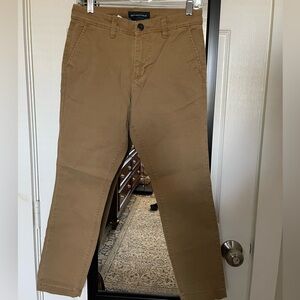NWOT. Men’s Aeropostale skinny khakis. Size 27/28. Never worn.